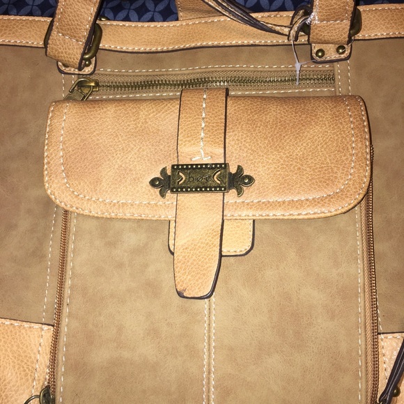 B O C Handbag - Picture 2 of 8